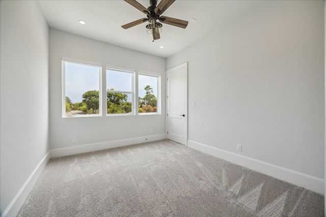 2202 Hewitt Drive, Houston, TX 77018