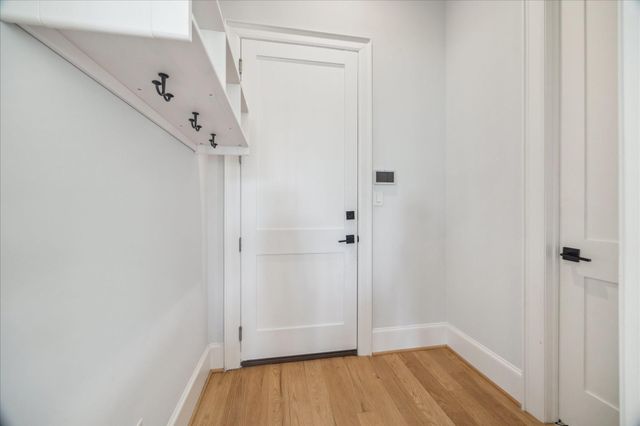 2202 Hewitt Drive, Houston, TX 77018