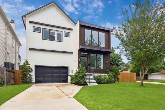 2202 Hewitt Drive, Houston, TX 77018