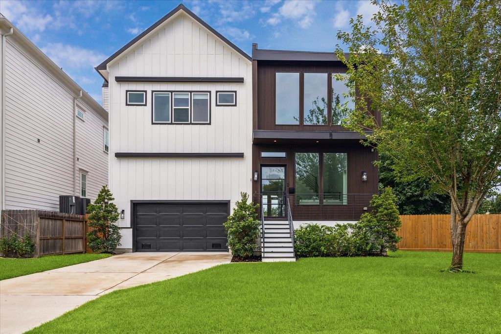 2202 Hewitt Drive, Houston, TX 77018