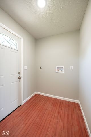 2036 Van Bibber Lake Estate, Greencastle, IN 46135