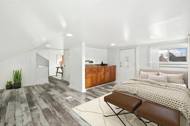 3821 N Ottawa Avenue, Chicago, IL 60634