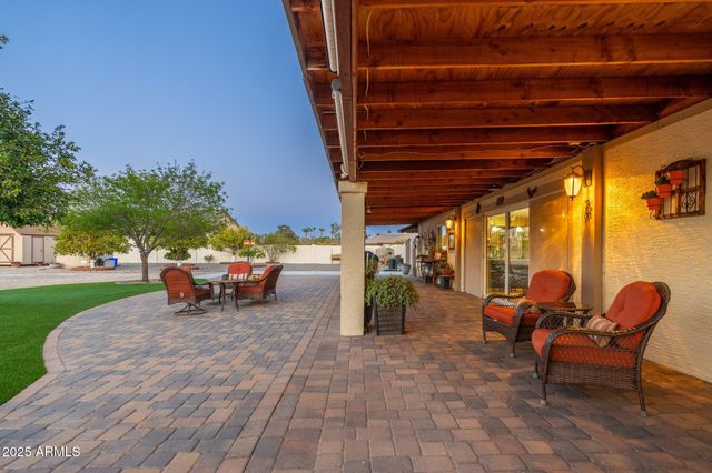 11138 W HATCHER Road, Sun City, AZ 85351