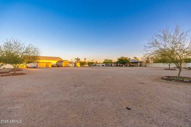11138 W HATCHER Road, Sun City, AZ 85351