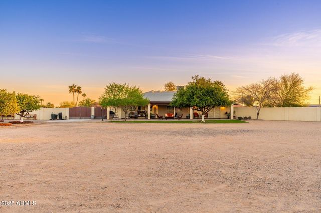11138 W HATCHER Road, Sun City, AZ 85351