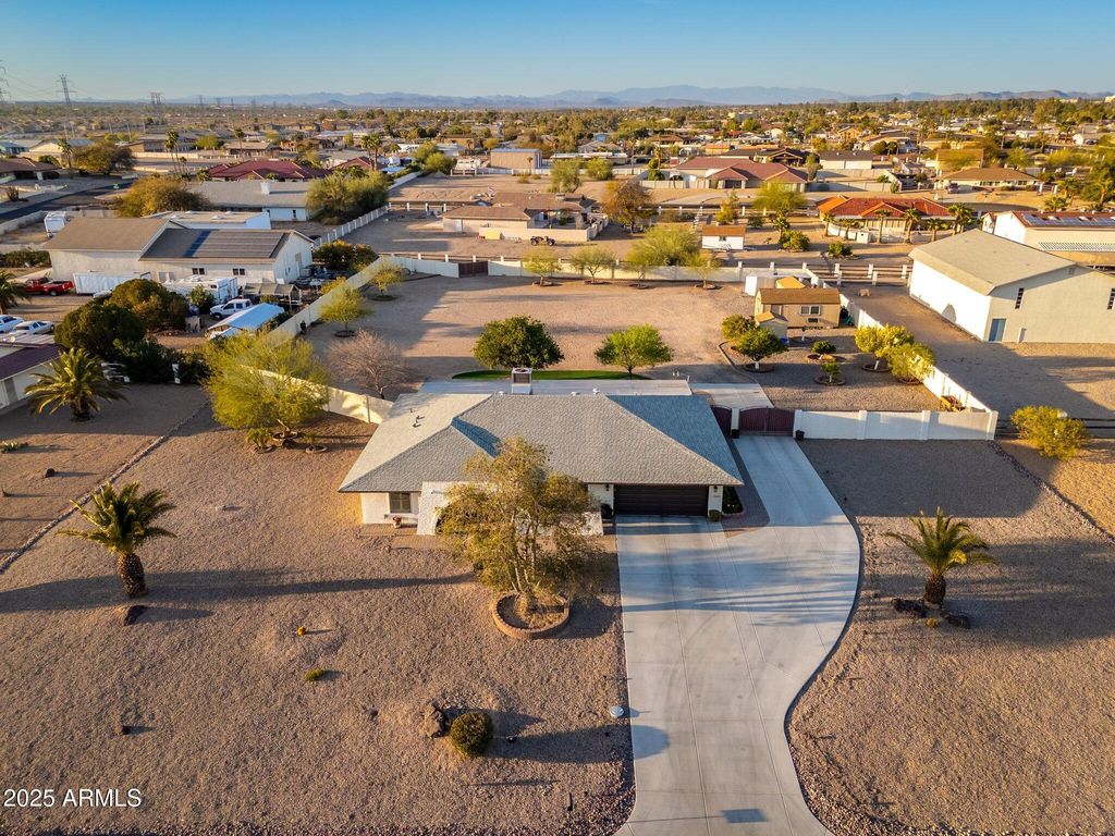 11138 W HATCHER Road, Sun City, AZ 85351