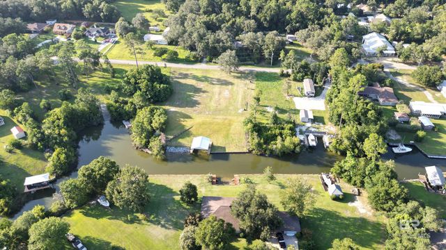 30710 Carrel Lane, Elberta, AL 36530