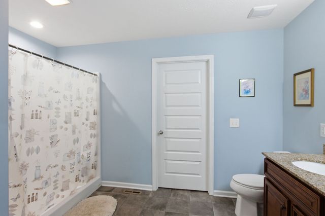 106 Doak St, Shelbyville, TN 37160