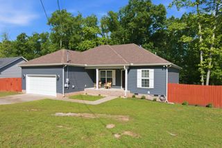 106 Doak St, Shelbyville, TN 37160