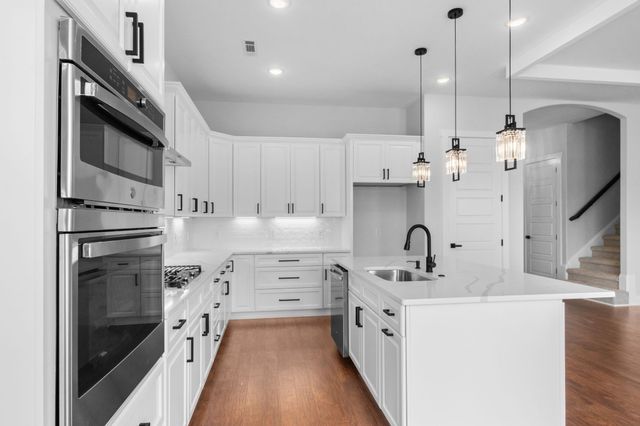 201 Lookout Dr, Winchester, TN 37398