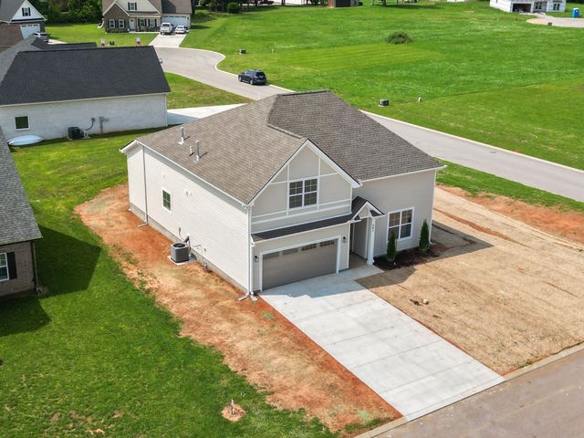 201 Lookout Dr, Winchester, TN 37398