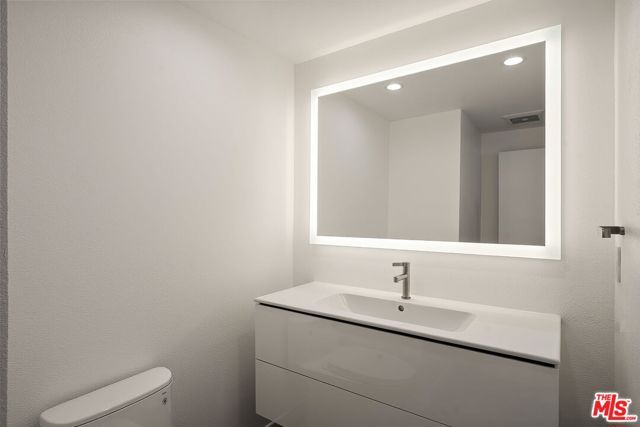 10311 Clusterberry Court, Los Angeles, CA 90077