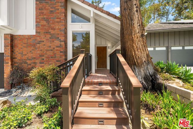 10311 Clusterberry Court, Los Angeles, CA 90077