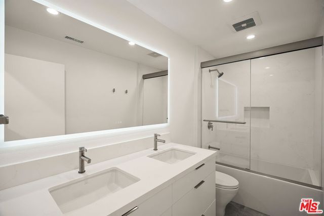 10311 Clusterberry Court, Los Angeles, CA 90077