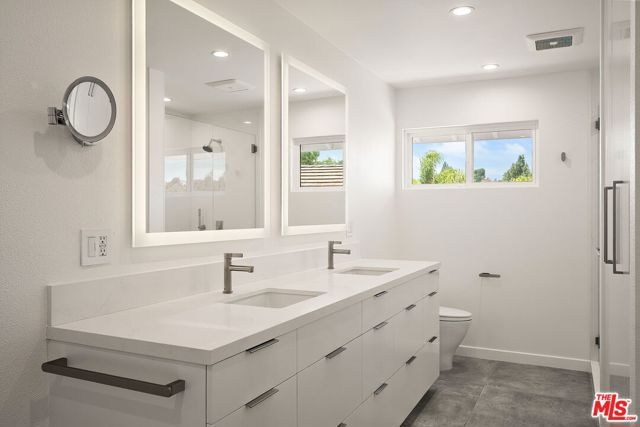 10311 Clusterberry Court, Los Angeles, CA 90077