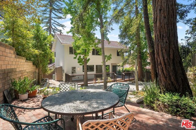 10311 Clusterberry Court, Los Angeles, CA 90077