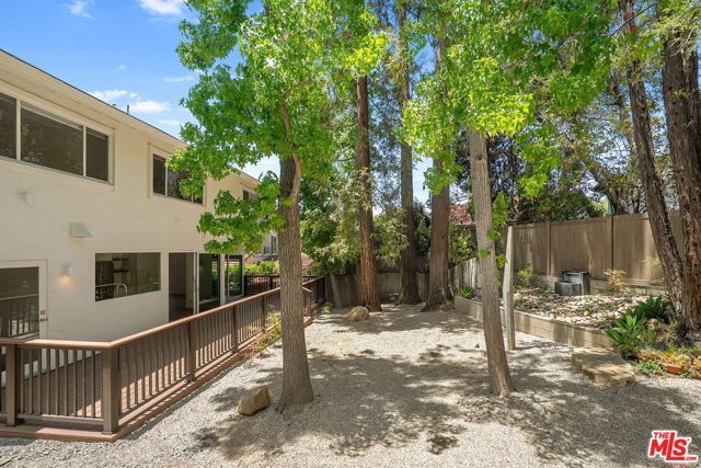 10311 Clusterberry Court, Los Angeles, CA 90077
