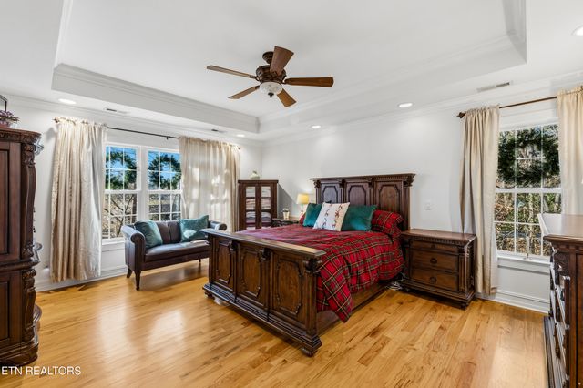 639 S Arch Rock Drive, Sevierville, TN 37876