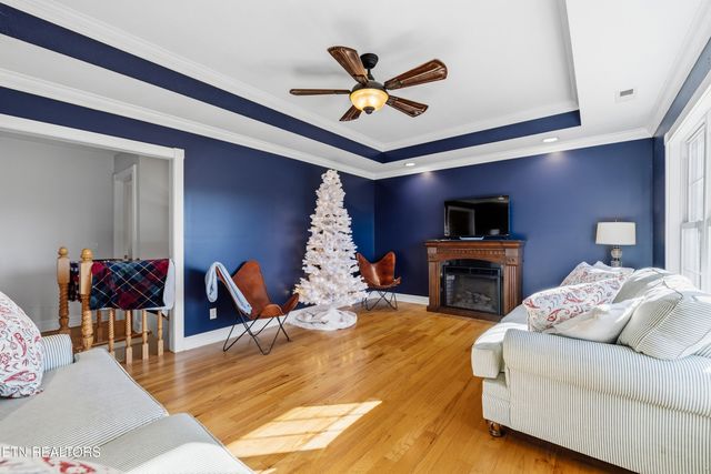 639 S Arch Rock Drive, Sevierville, TN 37876