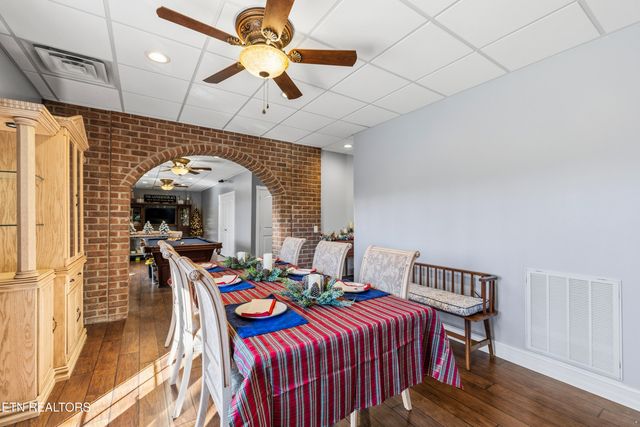 639 S Arch Rock Drive, Sevierville, TN 37876