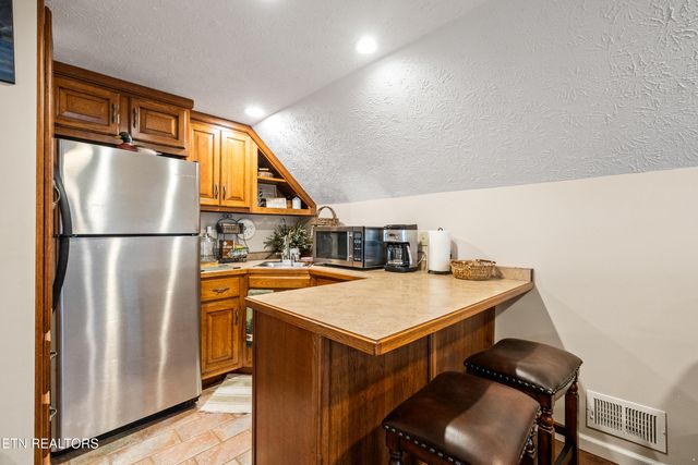 639 S Arch Rock Drive, Sevierville, TN 37876