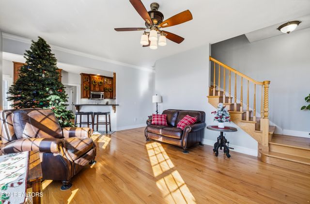 639 S Arch Rock Drive, Sevierville, TN 37876