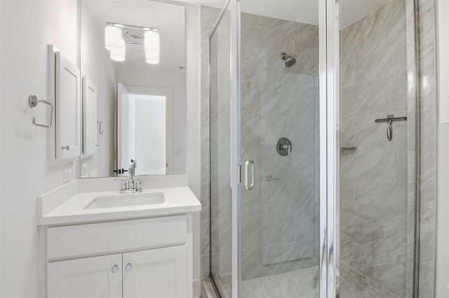 6345 Richmond Avenue 2, Dallas, TX 75214