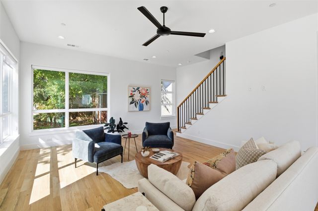 6345 Richmond Avenue 2, Dallas, TX 75214