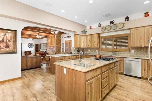 9710 Mountain View, Cherry Valley, CA 92223