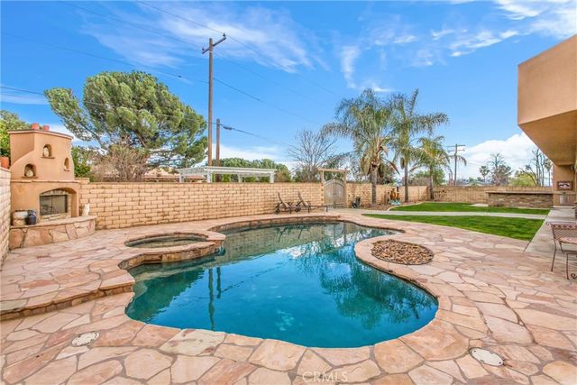 9710 Mountain View, Cherry Valley, CA 92223