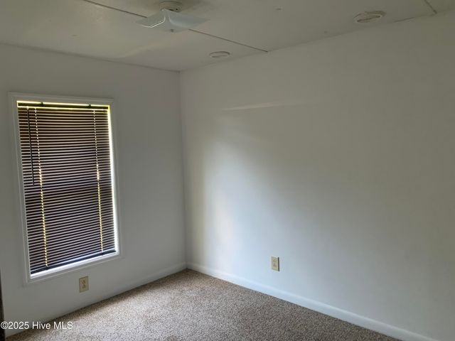 2181 Blue Creek Road 28, Jacksonville, NC 28540