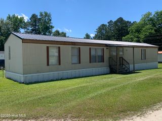 2181 Blue Creek Road 28, Jacksonville, NC 28540