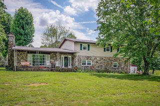 9706 Harrison Ferry Rd, Mcminnville, TN 37110