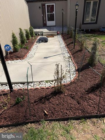6315 LEAFY SCREEN, Columbia, MD 21045