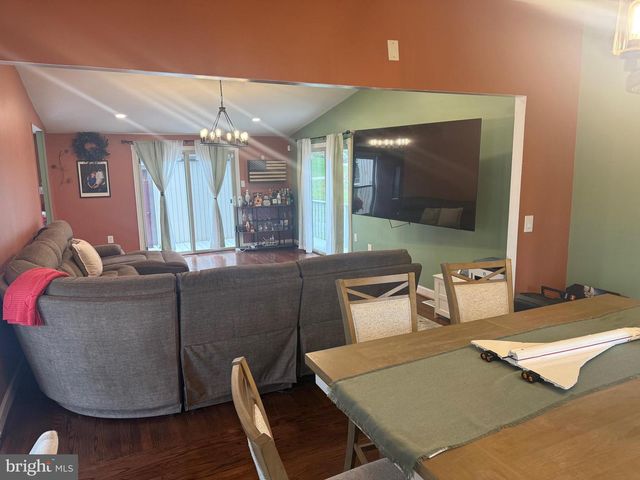 6315 LEAFY SCREEN, Columbia, MD 21045