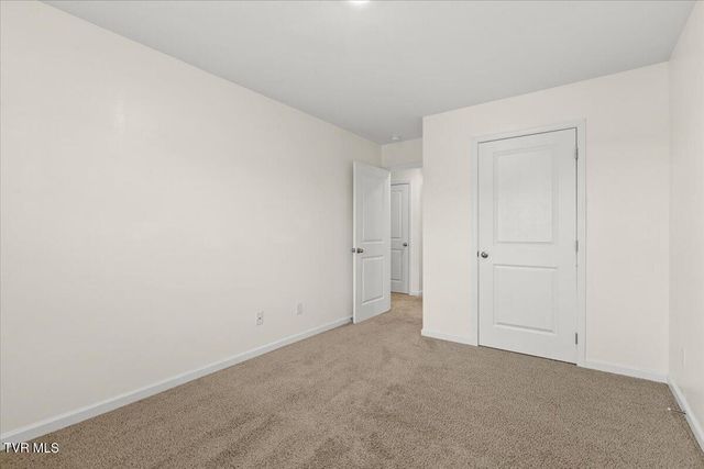 53 Thread Lane, Johnson City, TN 37604