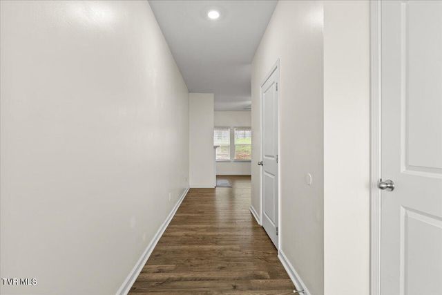 53 Thread Lane, Johnson City, TN 37604