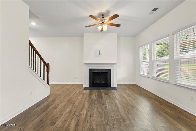 53 Thread Lane, Johnson City, TN 37604