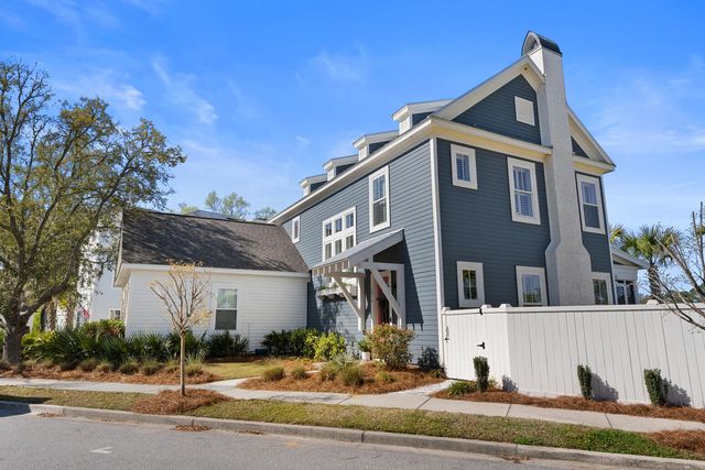 1074 Cinder Street, Mount Pleasant, SC 29464