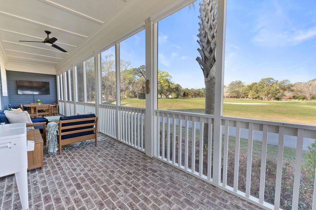 1074 Cinder Street, Mount Pleasant, SC 29464