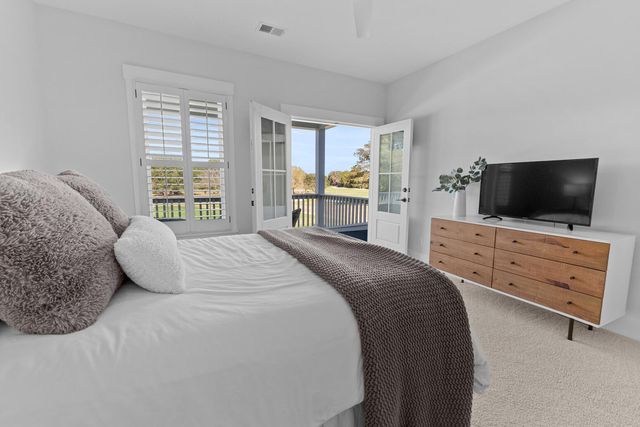 1074 Cinder Street, Mount Pleasant, SC 29464