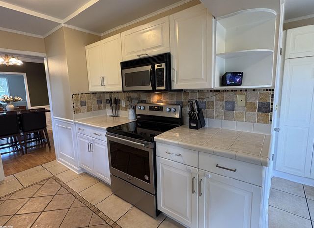 16655 Admiral Street, Fraser, MI 48026