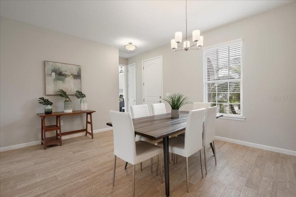 Image 7 of property listing at 7 ZENITH COURT, Palm Coast, FL 32164
