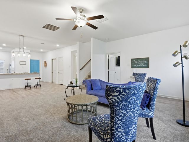 104 Saloon Cove W, Newark, TX 76071