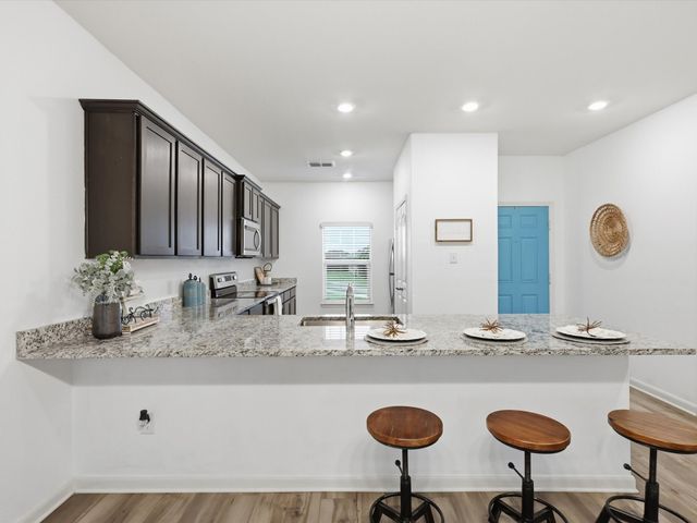 104 Saloon Cove W, Newark, TX 76071