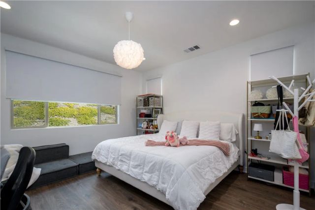 2821 Bridgetide Rd, Corona, CA 92883