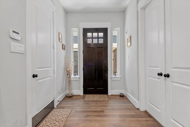 7 Thorpe Lane, Spring, TX 77389