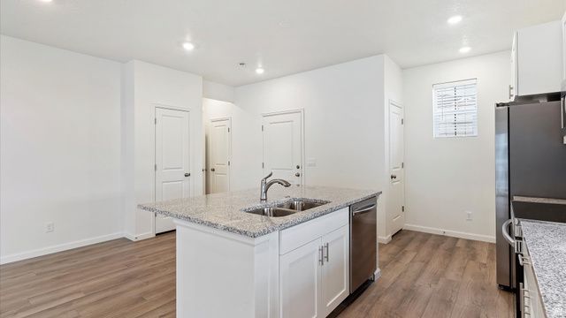 48 N PROVO RIVER RD, Saratoga Springs, UT 84045