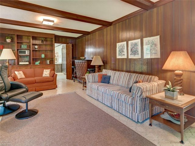 2861 Greenview RD, Chesapeake, VA 23321