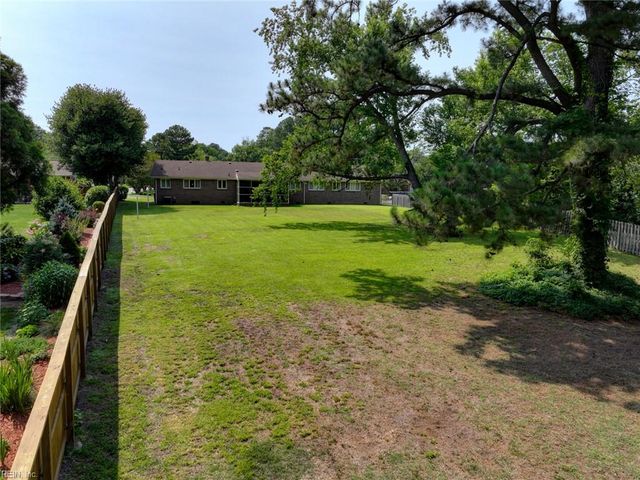2861 Greenview RD, Chesapeake, VA 23321